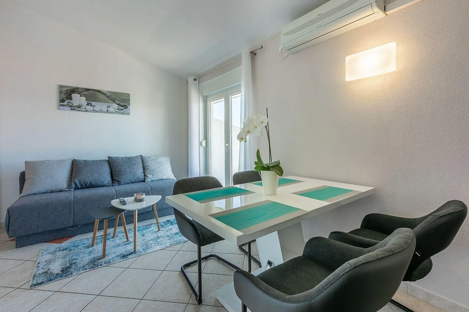 Apartment Toller Meerblick Nur 500 Meter Zum Strand Dramalj Croatia