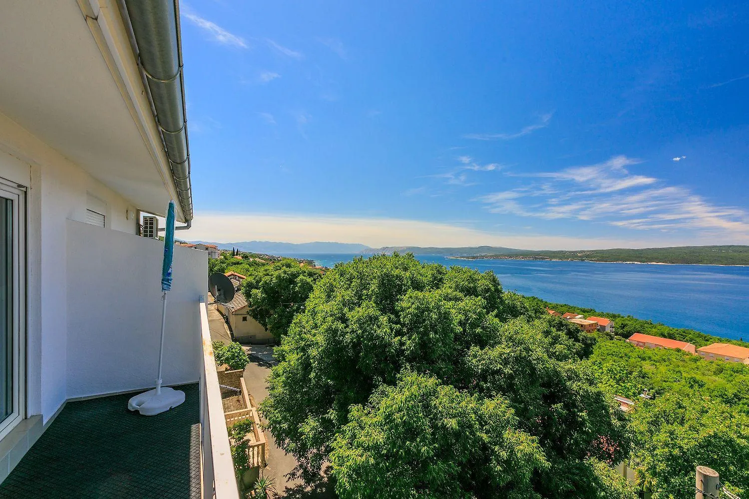 Apartment Toller Meerblick Nur 500 Meter Zum Strand Dramalj