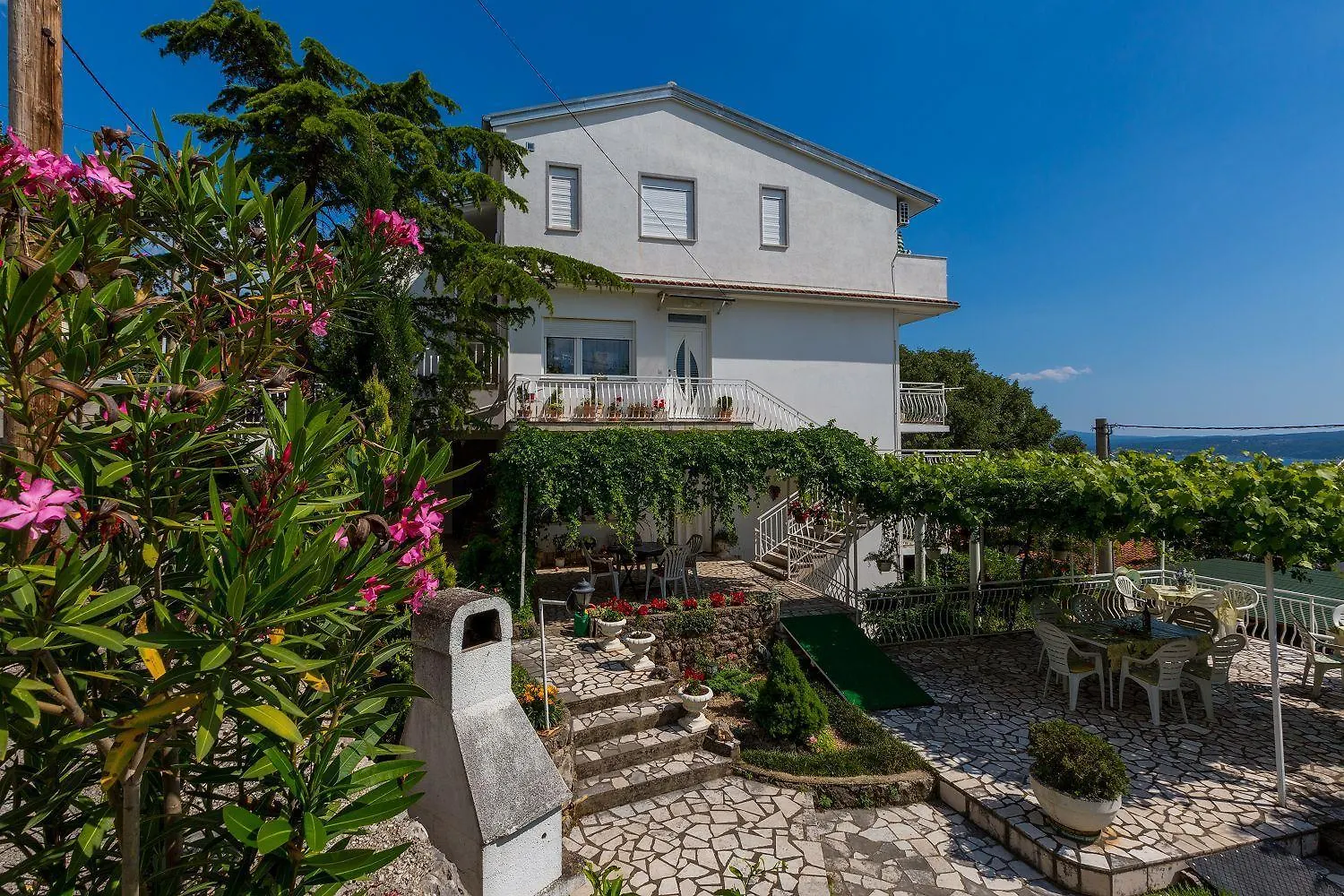 Apartment Toller Meerblick Nur 500 Meter Zum Strand Dramalj