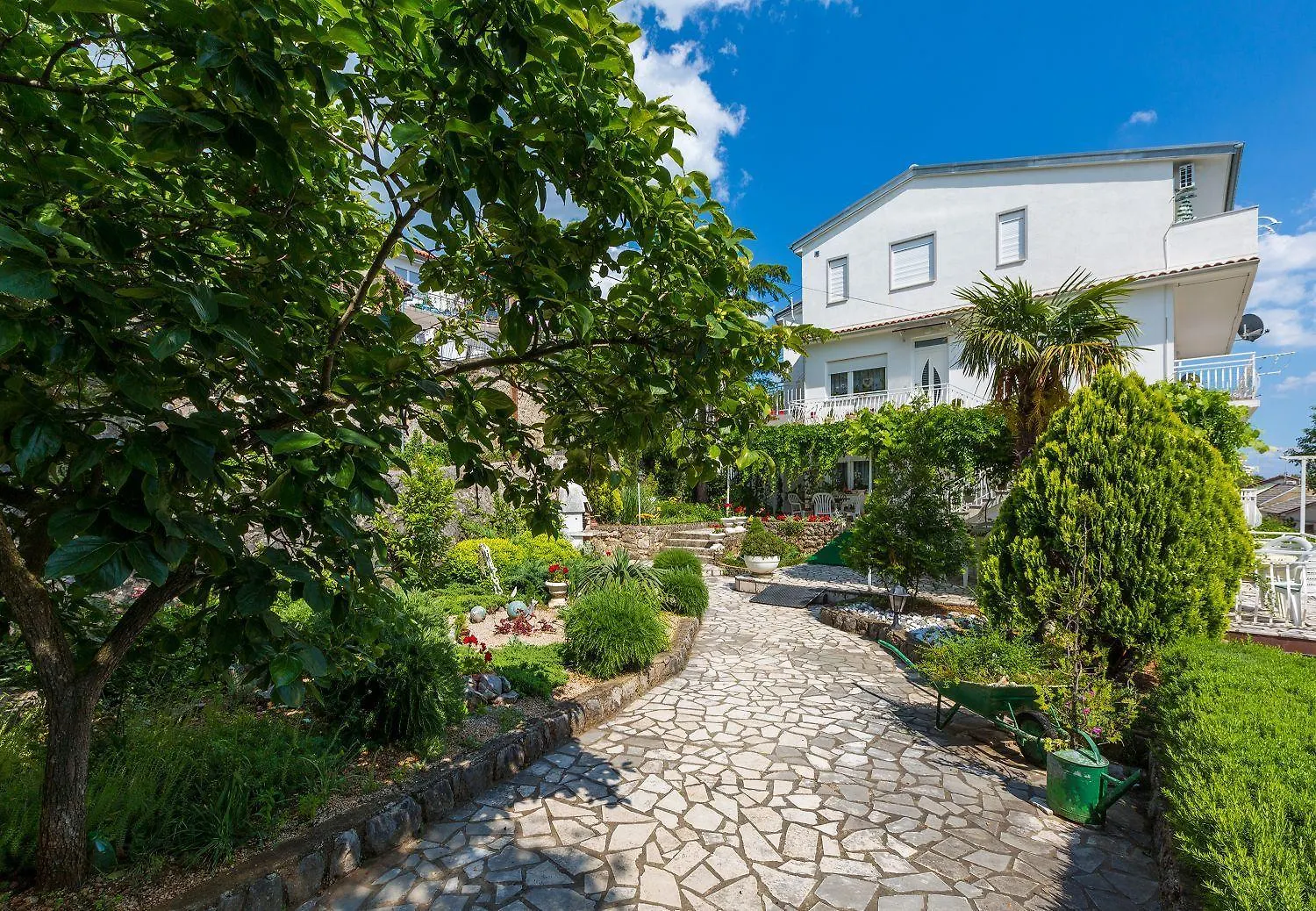Apartment Toller Meerblick Nur 500 Meter Zum Strand Dramalj